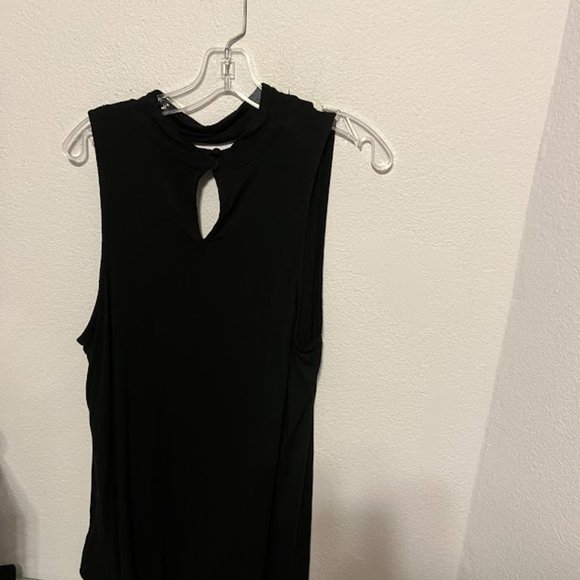 Torrid Super Soft tear drop back black blouse Size 1 - Picture 6 of 6